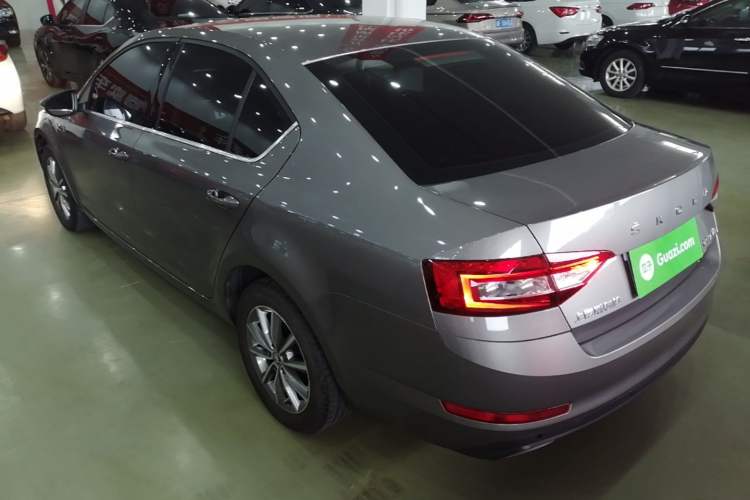 Used Skoda Octavia 2019 1.5L Automatic SmartDrive Comfort Edition China VI Standard Rear Left 45 Deg