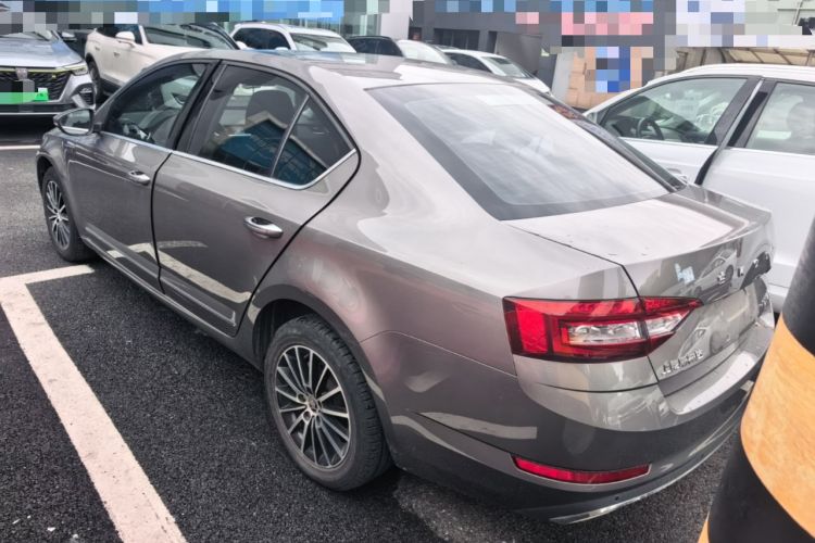 Used Skoda Octavia 2019 TSI230 DSG SmartDrive Luxury Edition China VI Rear Left 45 Deg