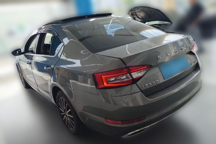 Used Skoda Octavia 2019 1.5L Automatic Smart Drive Luxury Edition China VI Standard Rear Left 45 Deg