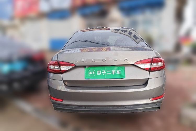 Used Skoda Octavia 2019 1.5L Automatic SmartDrive Comfort Edition China VI Standard Rear