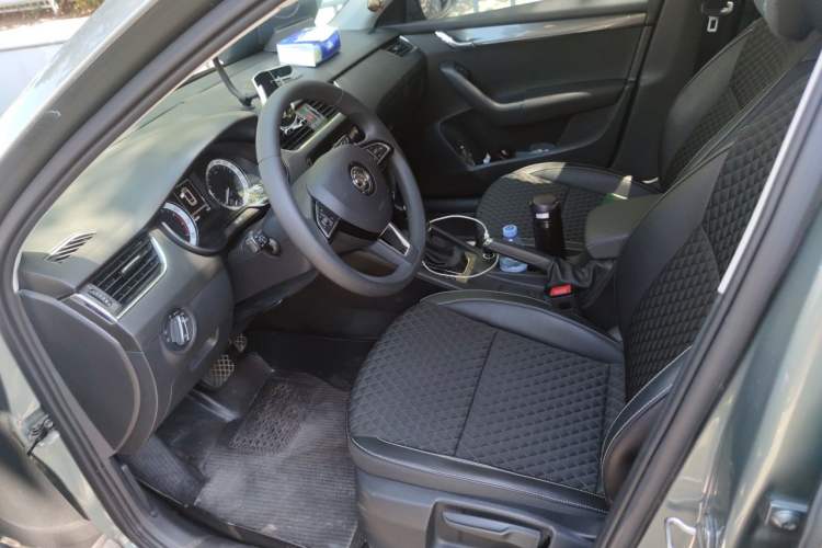 Used Skoda Octavia 2019 TSI280 DSG Luxury Edition Station Wagon China V Standard Left Front Seat
