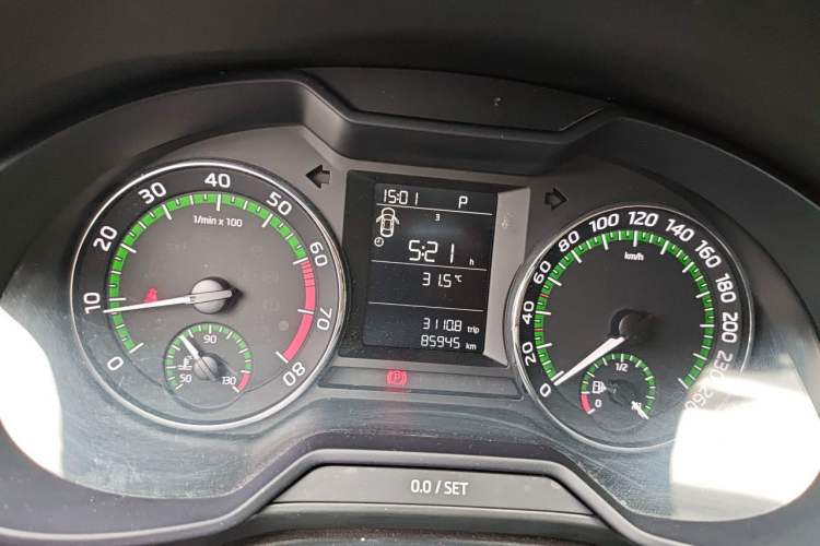 Used Skoda Octavia 2019 TSI230 DSG Comfort Edition Instrument Cluster