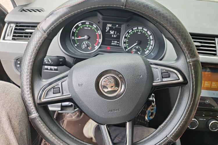 Used Skoda Octavia 2019 TSI230 DSG Comfort Edition Steering Wheel