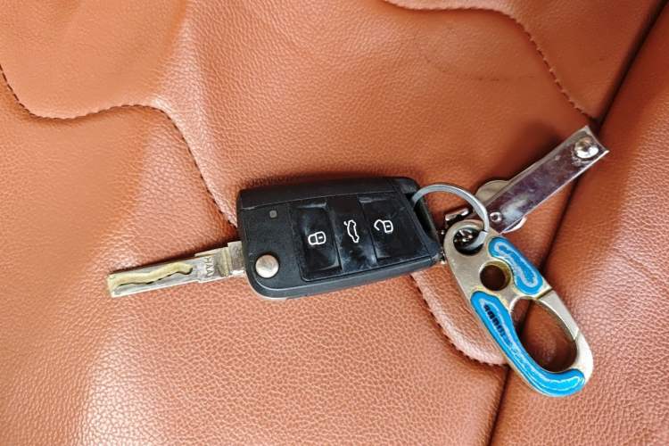Used Skoda Octavia 2019 TSI230 DSG Comfort Edition Vehicle Key