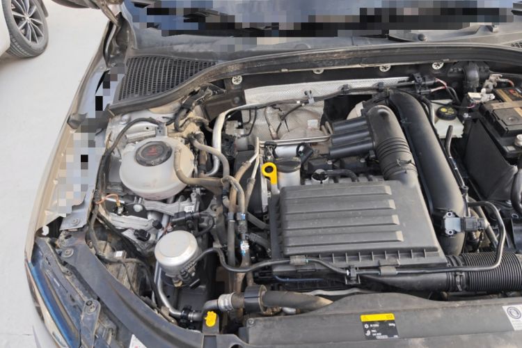 Used Skoda Octavia 2019 TSI230 DSG SmartDrive Luxury Edition China VI Engine Bay Right