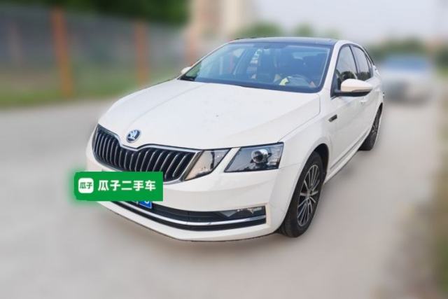 Used Skoda Octavia 2019 1.5L Automatic Smart Drive Luxury Edition China VI Standard