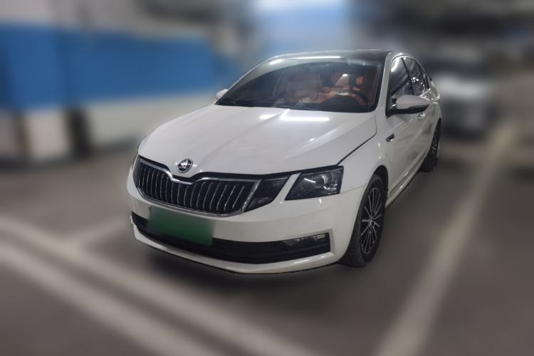 Used Skoda Octavia 2019 1.5L Automatic Luxury Edition Guazi used car, China used car export, Used car for sale, Used  cars, Cheapest cars for sale