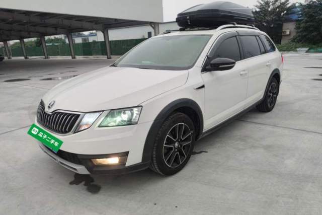 Used Skoda Octavia 2019 Station Wagon TSI230 DSG Luxury Edition China VI Standard