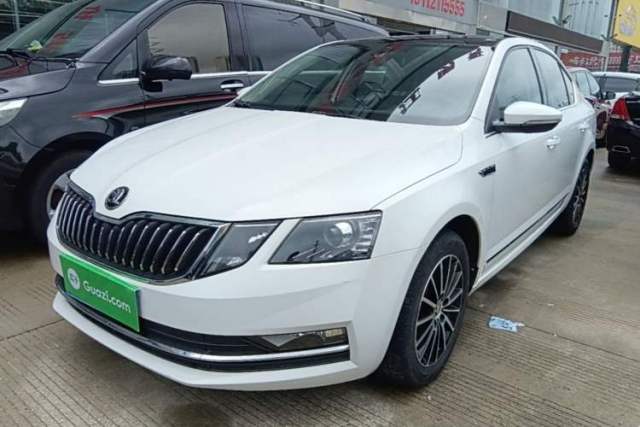Skoda Octavia 2019 TSI230 DSG SmartDrive Luxury Edition China VI d’occasion