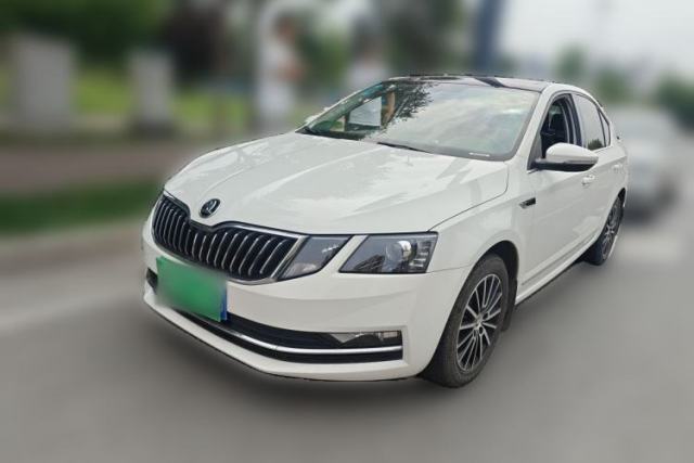 Used Skoda Octavia 2019 1.5L Automatic Smart Drive Luxury Edition China VI Standard
