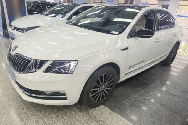 Used Skoda Octavia 2019 1.5L Automatic Smart Drive Luxury Edition China V Standard