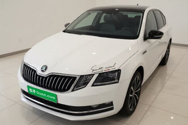 Skoda Octavia 2019 TSI280 DSG Luxury Edition usado