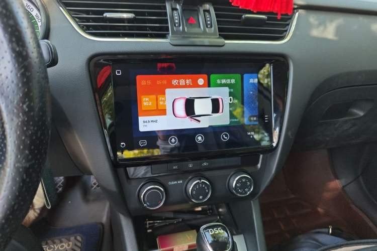 Used Skoda Octavia 2019 TSI280 DSG SmartDrive Luxury Edition China V Standard Audio And AC Panel