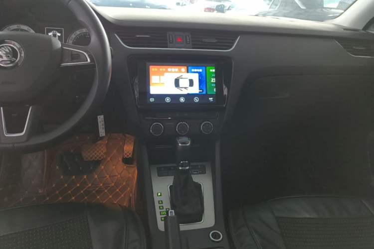 Used Skoda Octavia 2019 1.5L Automatic Smart Drive Luxury Edition China V Standard Audio And AC Panel