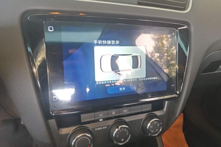Used Skoda Octavia 2019 1.5L Automatic Smart Drive Luxury Edition China V Standard Audio And AC Panel