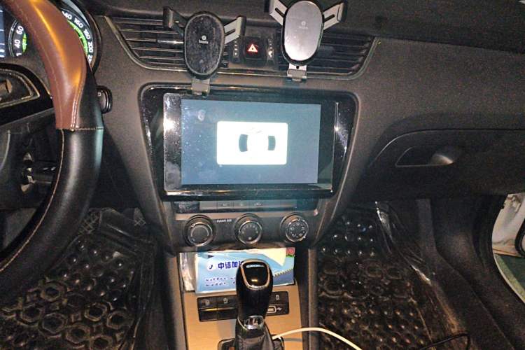 Used Skoda Octavia 2019 1.5L Automatic SmartDrive Comfort Edition China V Standard Audio And AC Panel