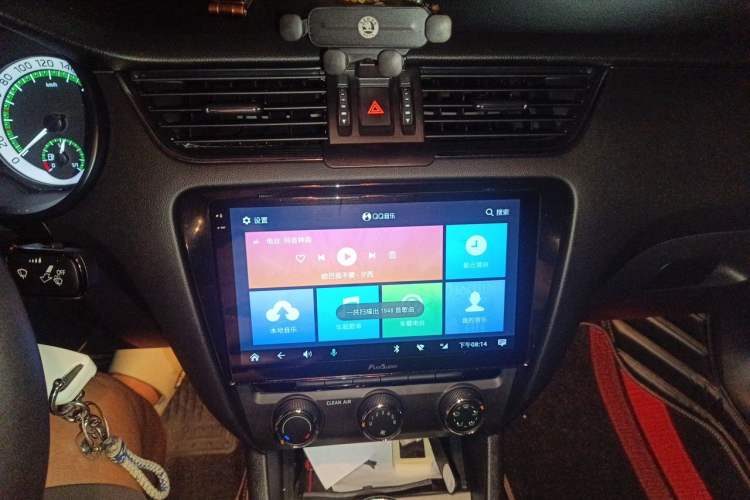 Used Skoda Octavia 2019 TSI280 DSG SmartDrive Luxury Edition China VI Audio And AC Panel