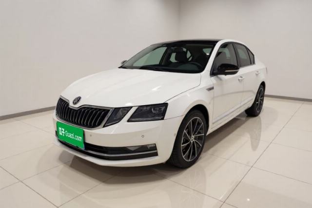 Skoda Octavia 2019 TSI280 DSG Smart Drive Flagship Edition China V Standard مستعملة