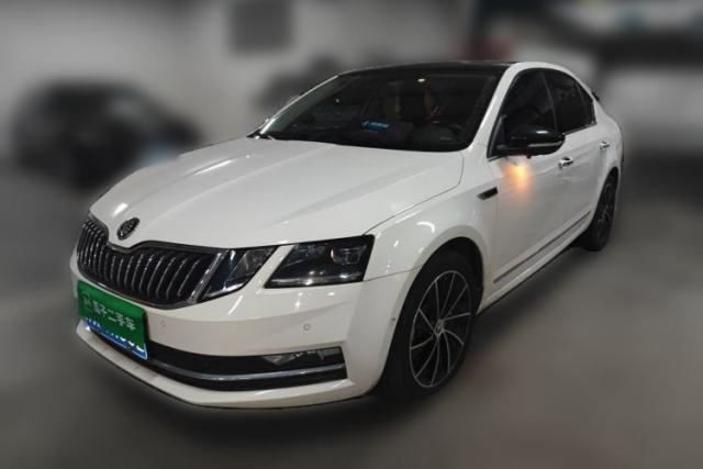 Skoda Octavia 2019 TSI280 DSG Smart Drive Flagship Edition China V Standard usado