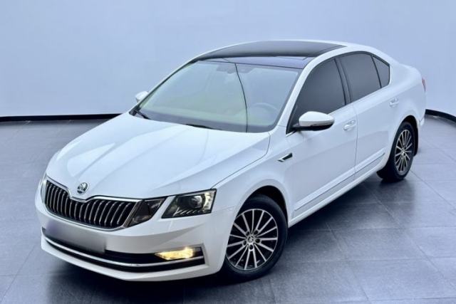 Used Skoda Octavia 2019 TSI230 DSG SmartDrive Luxury Edition China VI