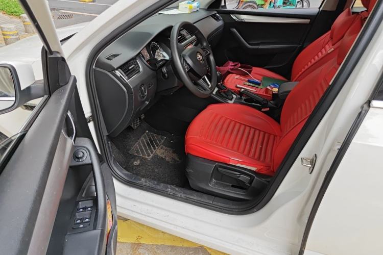 Used Skoda Octavia 2019 1.5L Automatic SmartDrive Comfort Edition China V Standard Driver Seat