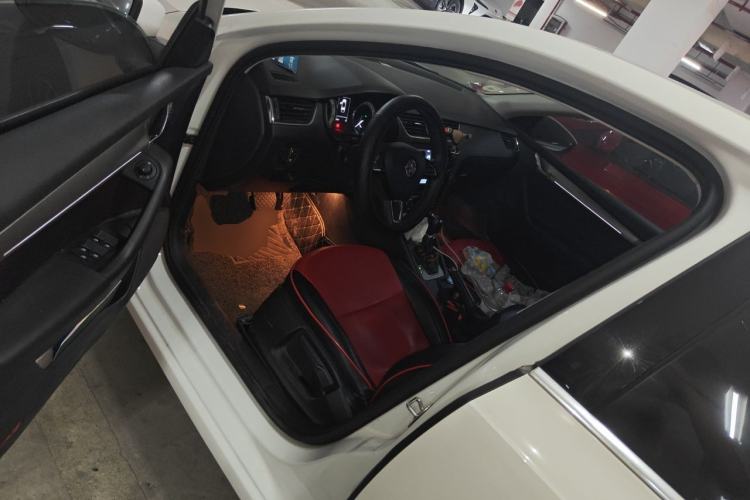 Used Skoda Octavia 2019 TSI230 DSG Luxury Edition Driver Seat