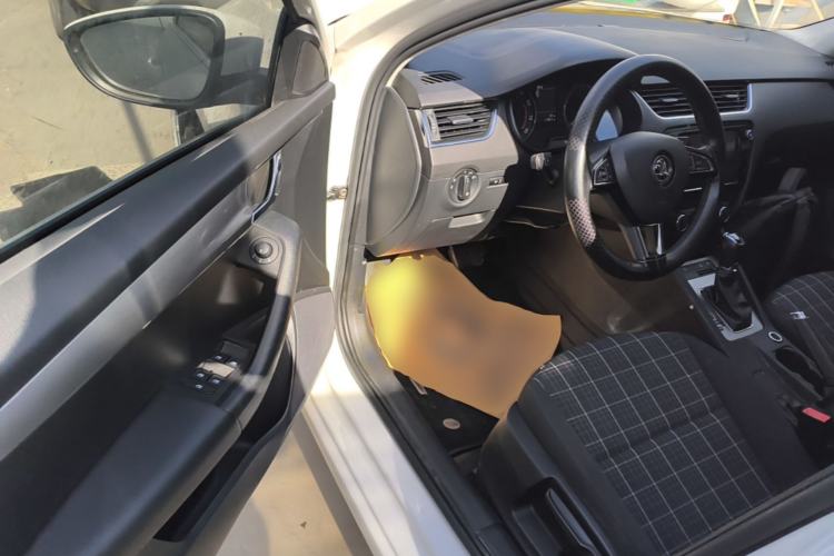 Used Skoda Octavia 2019 1.5L Automatic Comfort Edition Driver Seat