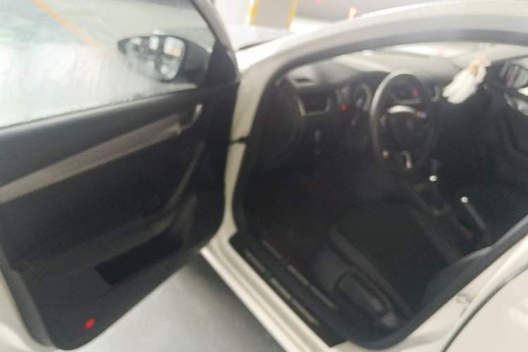 Used Skoda Octavia 2019 TSI230 DSG SmartDrive Luxury Edition China VI Driver Seat