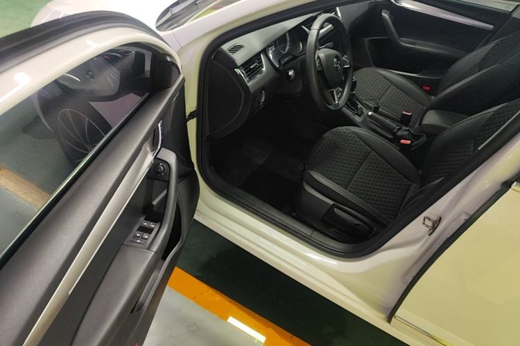 Used Skoda Octavia 2019 TSI280 DSG SmartDrive Luxury Edition China V Standard Driver Seat