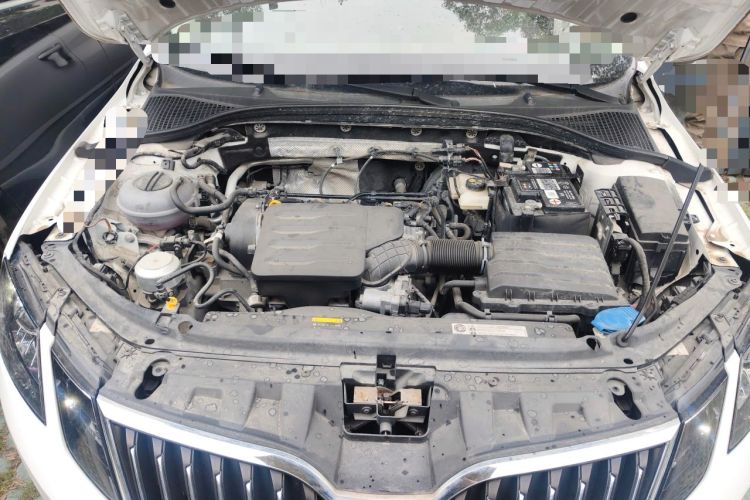 Used Skoda Octavia 2019 1.5L Automatic Smart Drive Luxury Edition China VI Standard Engine Bay