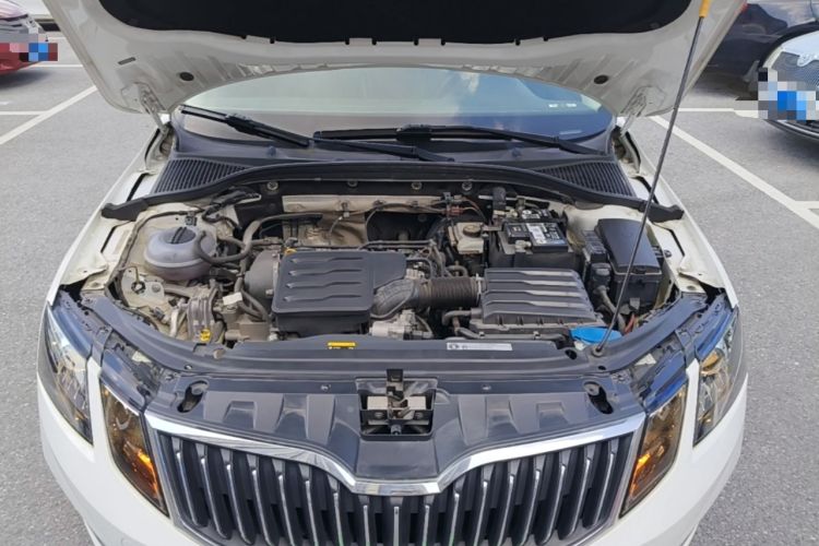 Used Skoda Octavia 2019 1.5L Automatic Smart Drive Luxury Edition China V Standard Engine Bay