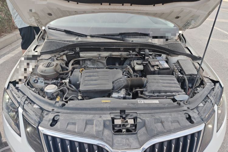 Used Skoda Octavia 2019 1.5L Automatic SmartDrive Comfort Edition China VI Standard Engine Bay
