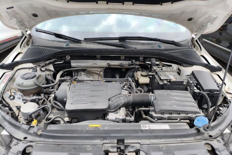 Used Skoda Octavia 2019 1.5L Automatic Smart Drive Luxury Edition China VI Standard Engine Bay