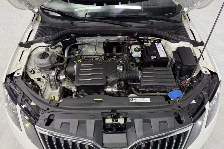 Used Skoda Octavia 2019 1.5L Automatic Comfort Edition Engine Bay