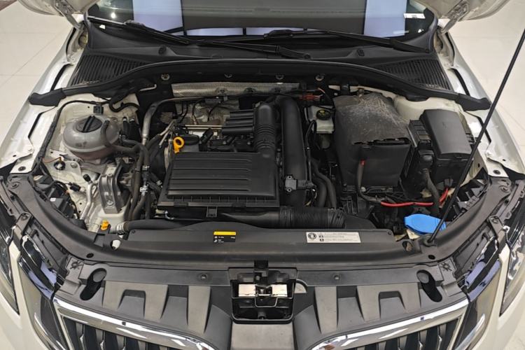 Used Skoda Octavia 2019 TSI280 DSG Luxury Edition Engine Bay