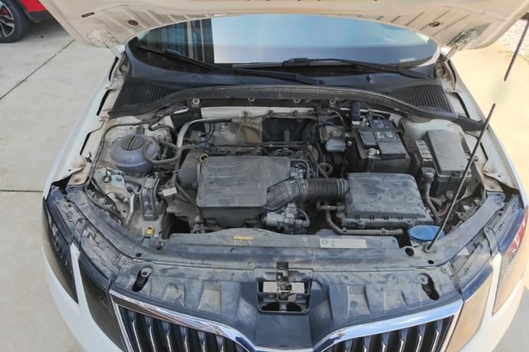 Used Skoda Octavia 2019 1.5L Automatic SmartDrive Comfort Edition China V Standard Engine Bay