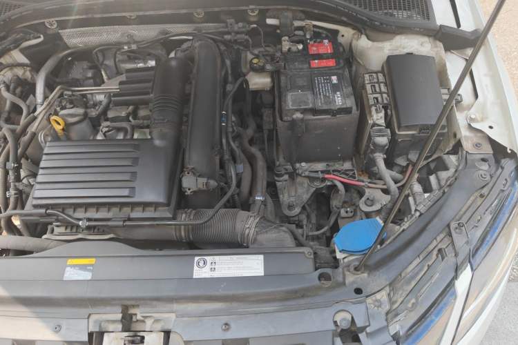 Used Skoda Octavia 2019 TSI280 DSG SmartDrive Luxury Edition China VI Engine Bay Left