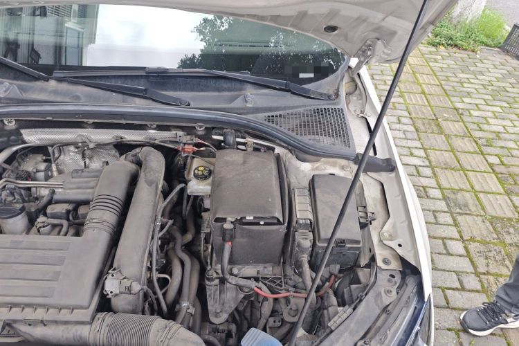 Used Skoda Octavia 2019 TSI280 DSG Luxury Edition Engine Bay Left