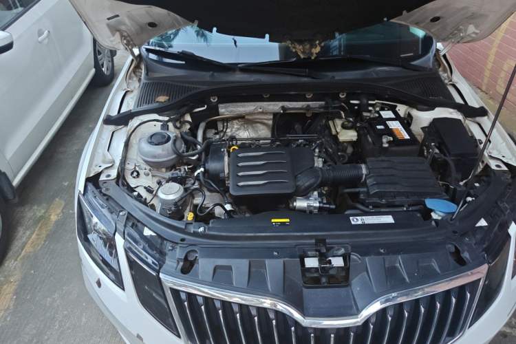 Used Skoda Octavia 2019 1.5L Automatic SmartDrive Comfort Edition China V Standard Engine Bay Right