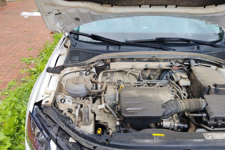 Used Skoda Octavia 2019 1.5L Manual Standard Edition China V Engine Bay Right