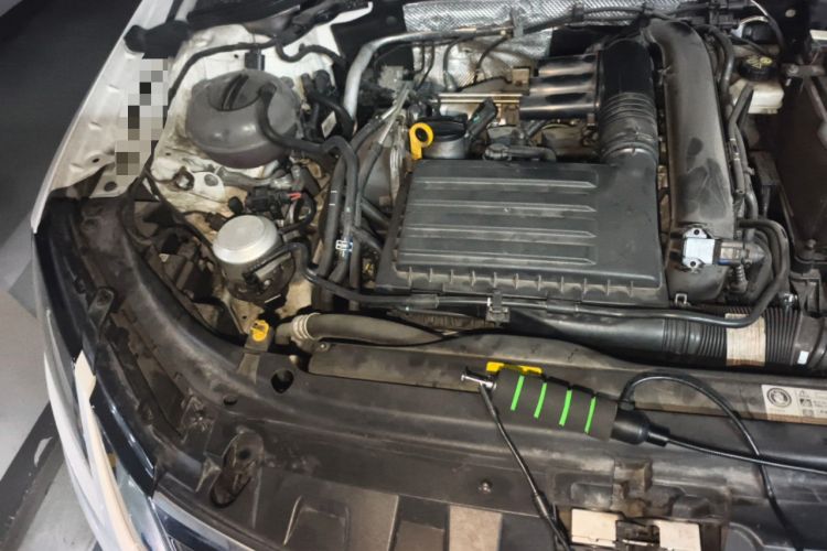 Used Skoda Octavia 2019 TSI280 DSG Luxury Edition Station Wagon China VI Standard Engine Bay Right