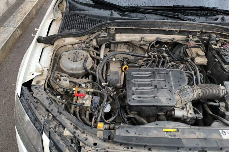 Used Skoda Octavia 2019 1.5L Automatic Comfort Edition Engine Bay Right