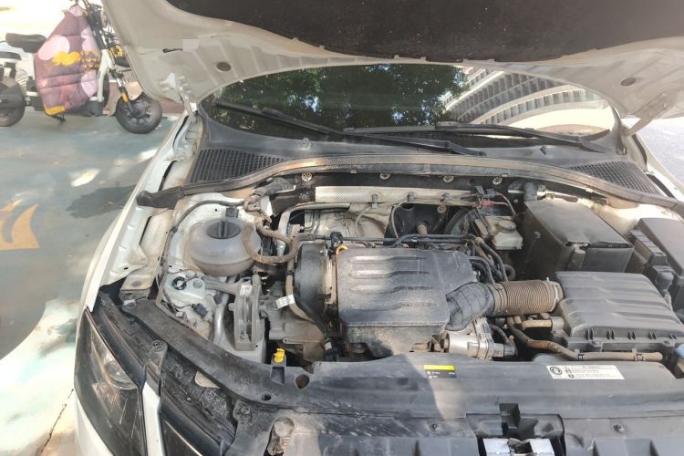 Used Skoda Octavia 2019 1.5L Automatic Luxury Edition Engine Bay Right