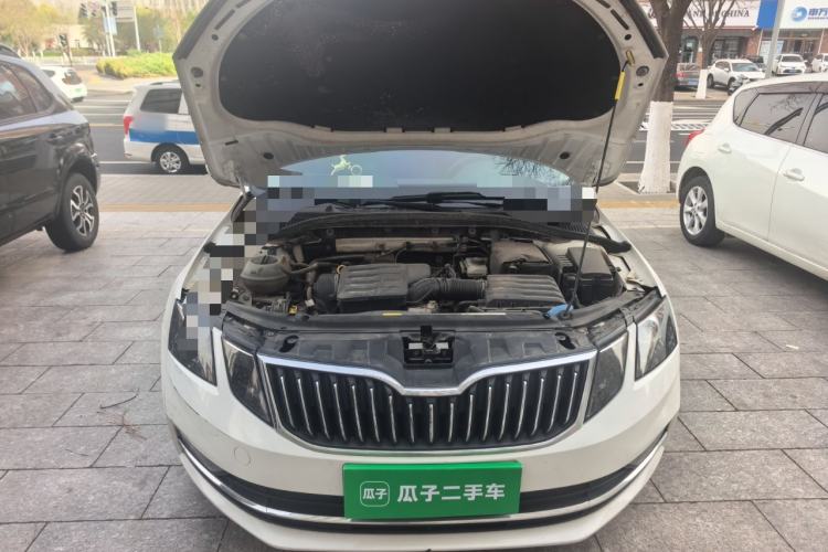 Used Skoda Octavia 2019 1.5L Manual Luxury Edition Engine Bay