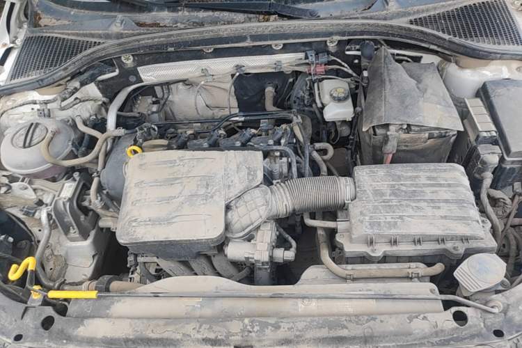 Used Skoda Octavia 2019 1.5L Automatic Luxury Edition Engine Bay