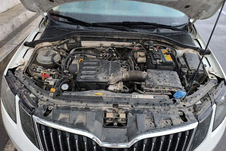 Used Skoda Octavia 2019 1.5L Automatic Comfort Edition Engine Bay
