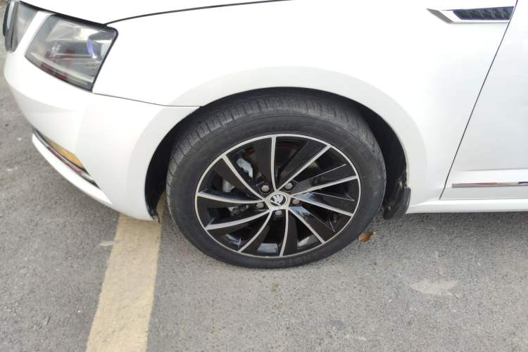 Used Skoda Octavia 2019 TSI280 DSG SmartDrive Luxury Edition China V Standard Exterior 1
