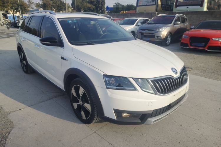 Used Skoda Octavia 2019 TSI280 DSG Luxury Edition Station Wagon China VI Standard Exterior 1