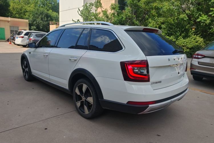 Used Skoda Octavia 2019 TSI280 DSG Luxury Edition Station Wagon China VI Standard Exterior 2