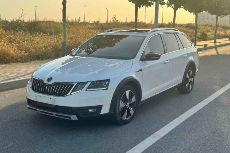 Used Skoda Octavia 2019 TSI280 DSG Luxury Edition Station Wagon China VI Standard Exterior 4